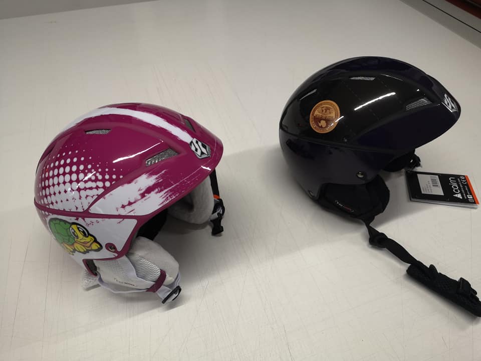 Décoration sur casque de ski